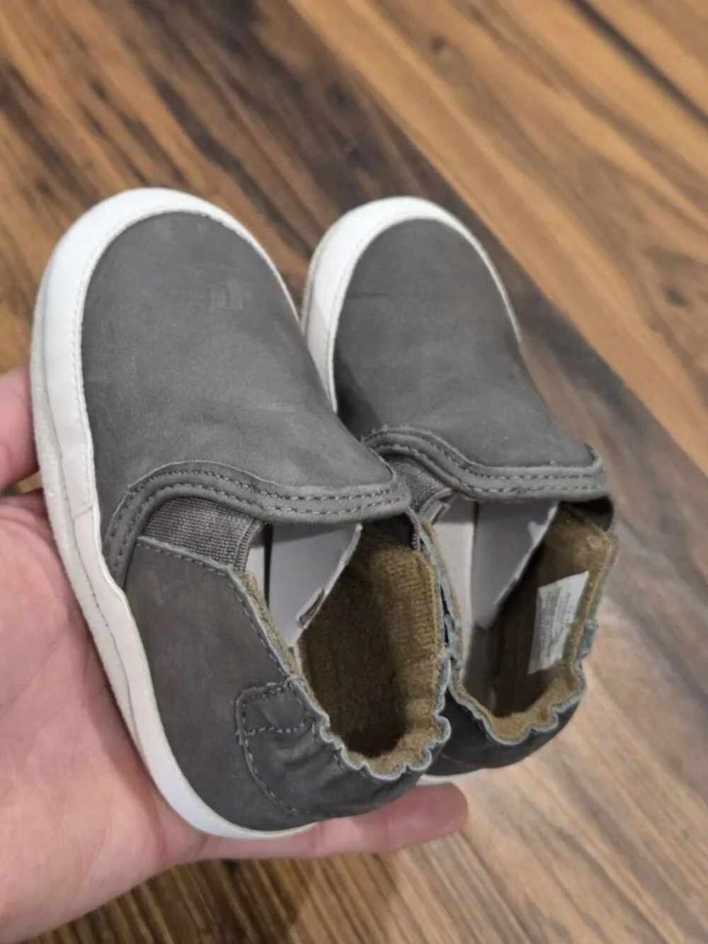 Robeez Liam Basic Soft Soles Grey Leather Baby Infant Shoes Sz 12-18M NIB